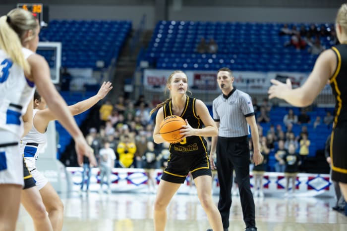 AAA Finals Bergman vs Salem__00043